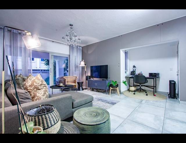 2 BEDROOM PROPERTY TO RENT IN LONEHILL